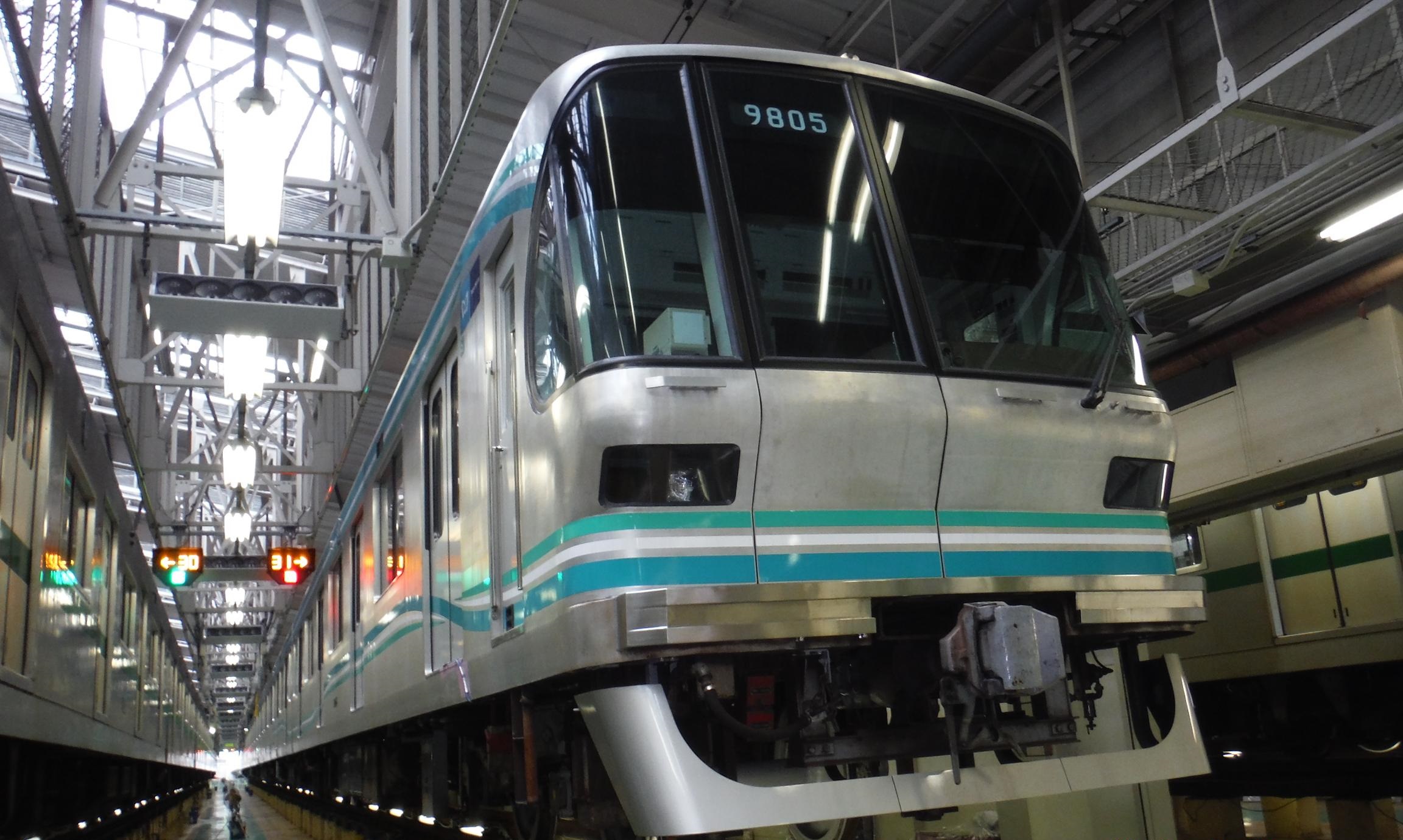 路線識別帯貼り換え⑥